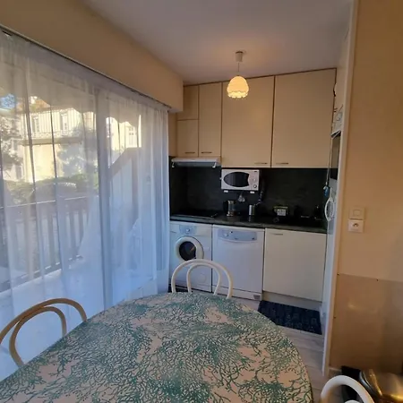 Superb With Balcony Appartement